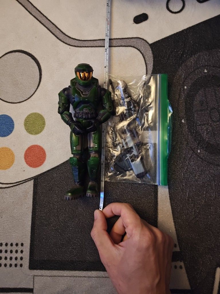 Master Chief Halo Figure