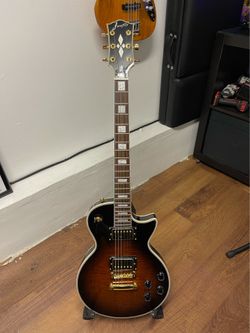 LP Firefly Elite Guitar - Comes with Hard Case (All Brand New)
