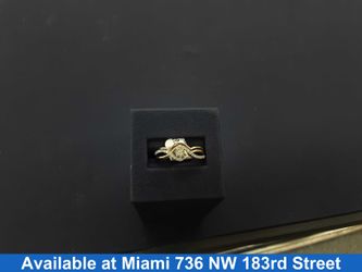 Ring - Engagement Set - Yellow Gold 10k (.417) 3 grams Size 9.5
