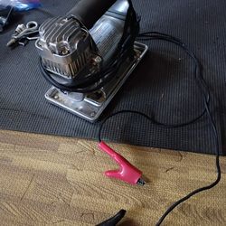 Car  air Compresor