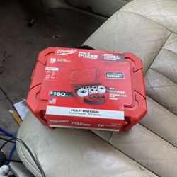 Milwaukee 16pc Bimetal Hole Saw Kit 