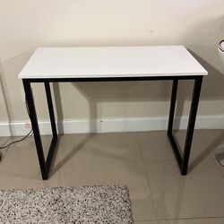 Gorgeous Black & White Desk