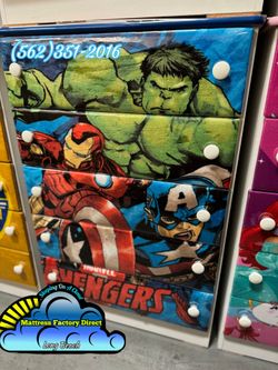 Avengers five drawer dresser cajonera Comoda mueble