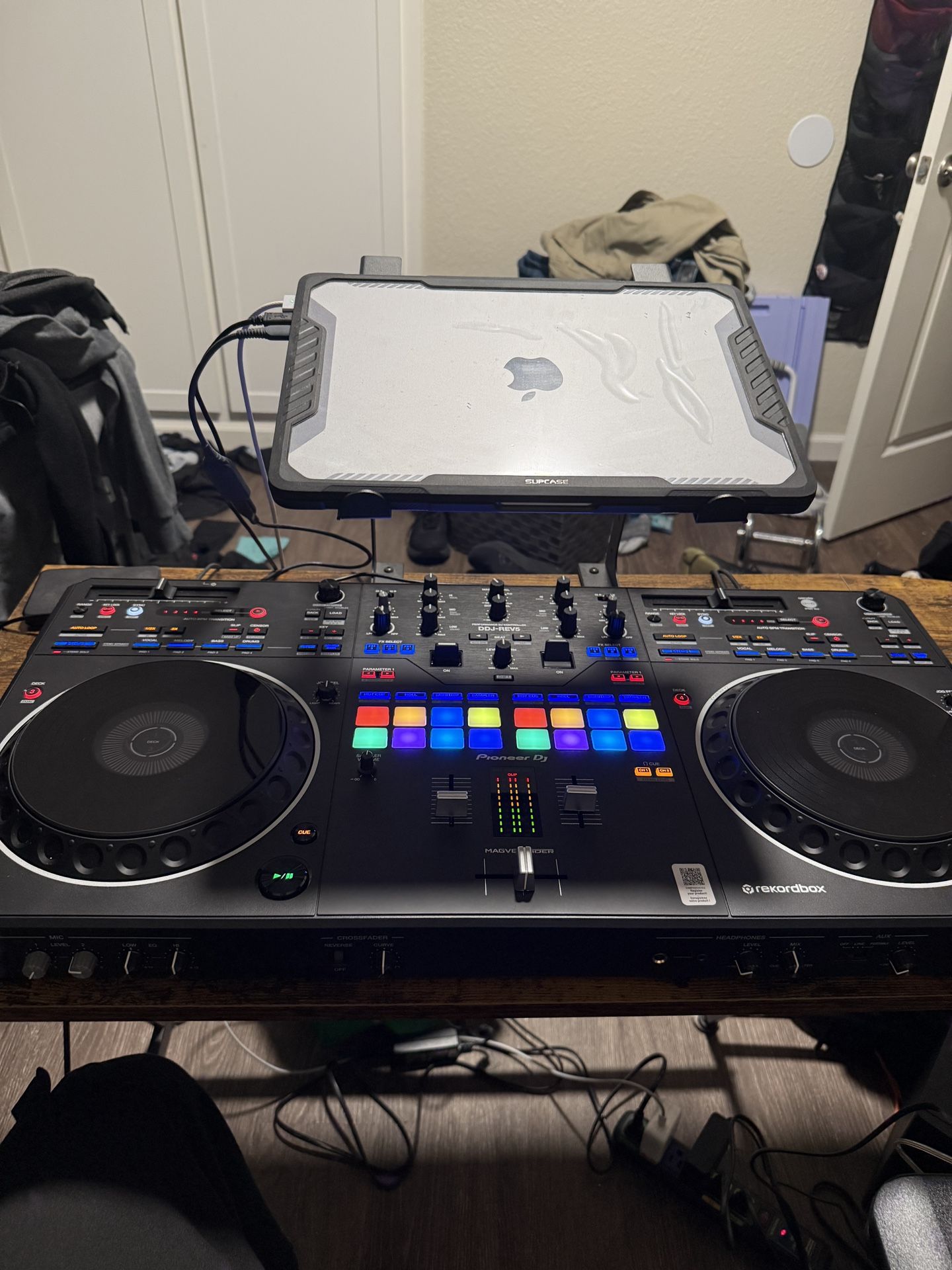 Pioneer DDJ-Rev 5 Dj Controller
