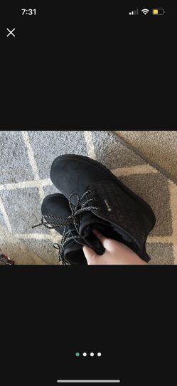 UGG NEUMAL GORE TEX NEW