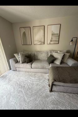 Sectional couch
