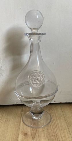 Leo Lion Head Bulb Glass Decanter