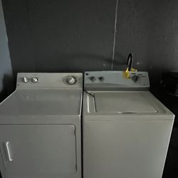 Washer And Dryer  Gas 