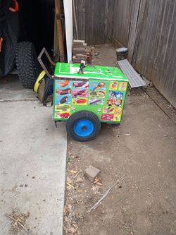 Ice cream push cart