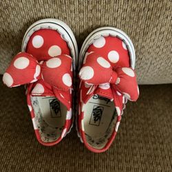 Disney Minnie Vans. Toddler. Size : 5 20 Bucks