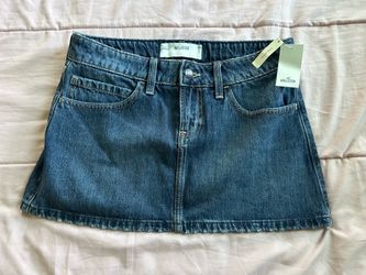 Hollister Low-Rise Denim Mini Skort