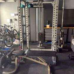 Body-Solid Commercial Power Rack Gym Set – Full Setup with Lat Attachment & Bench