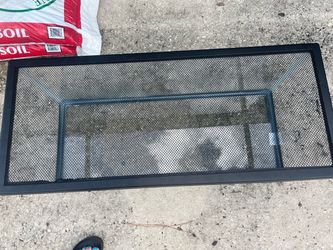 20 gallon tank with top