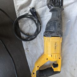 DEWALT Reciprocating Saw – Good Condition