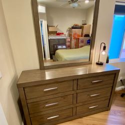 Dresser with mirror 