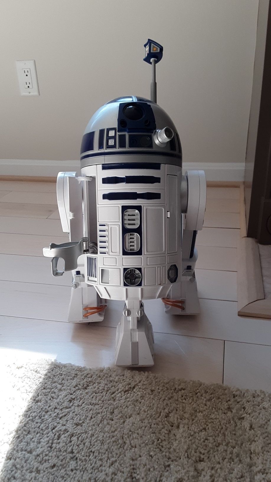 Star Wars, Voice Controlled R2-D2 (17 Inch) Interactive Astromech Droid, Hasbro