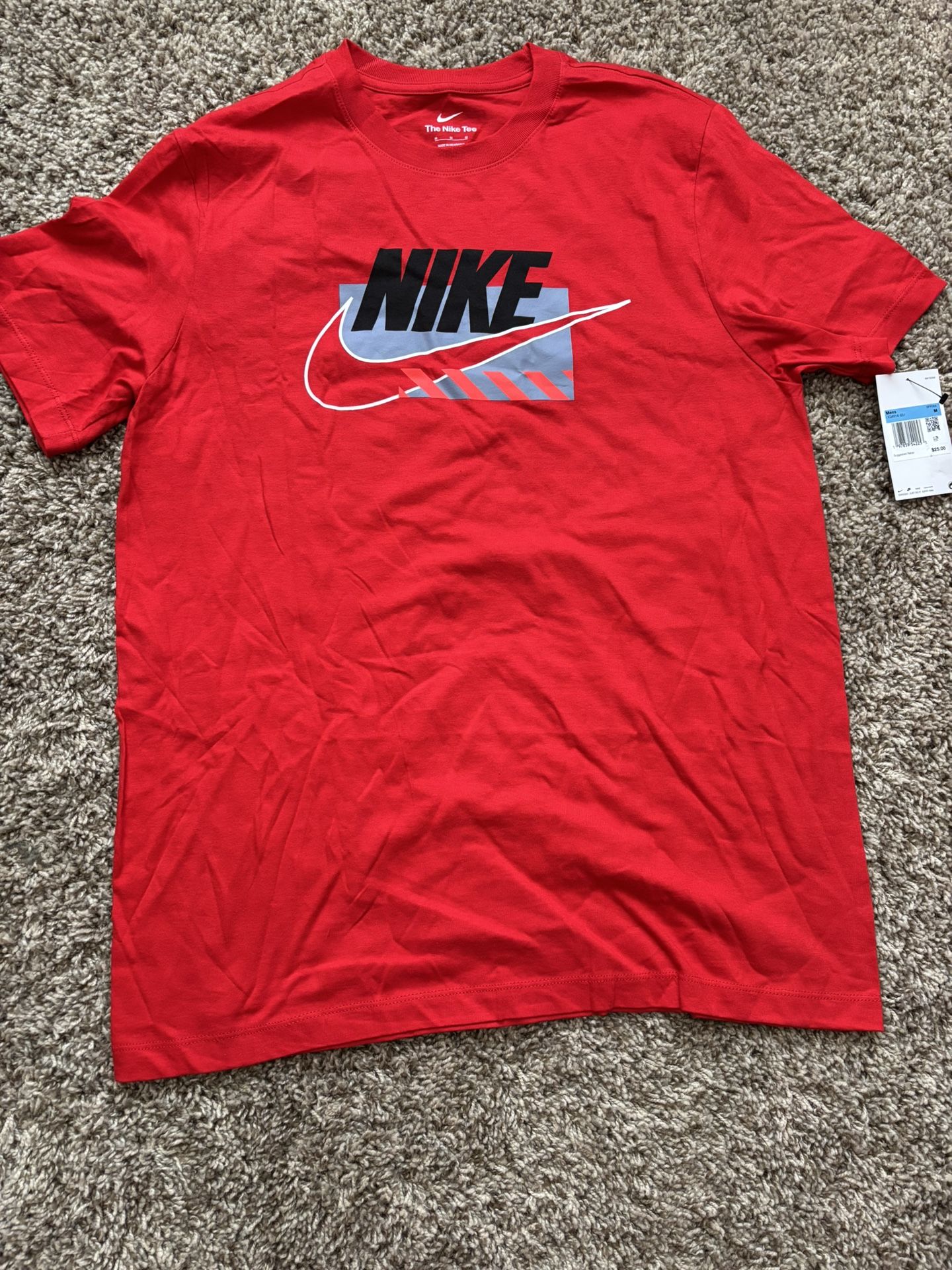 Nike T-shirt