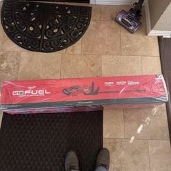 Milwaukee hedge trimmer 30” kit