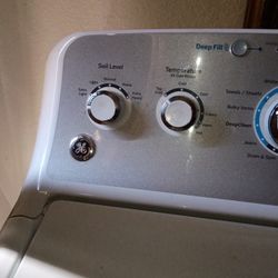 Gas & Electric  G&è Washer And Dryer