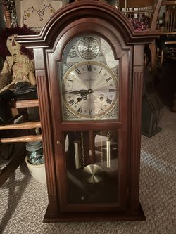 Waltham Tempus  Fidget Wall Clock