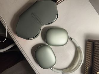 airpod max green