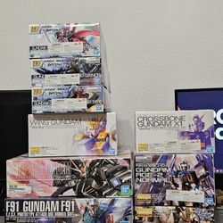 Gundam Model Kit Lot