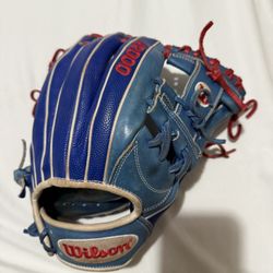 A2000 Baseball Glove 