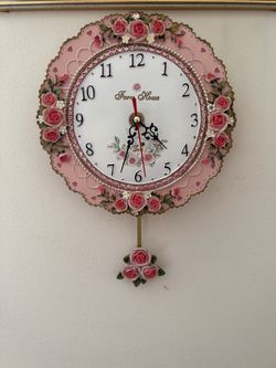 Floral wall clock