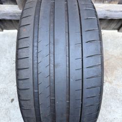 1 Michelin Tire 255/35/19