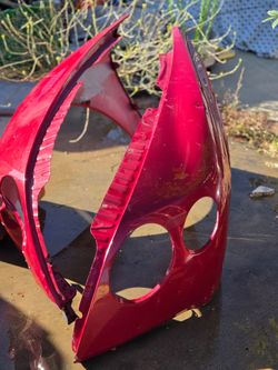 Left and right fender for Bentley gt one damaged easy fix for $450  for both in upland ca no delivery you pick up