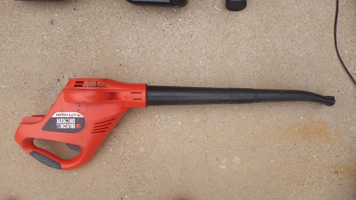 Black & Decker LSW120 Leaf Blower NEED GONE ASAP