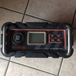 0-15 Amp Battery Charger 40 Amp Engine Start