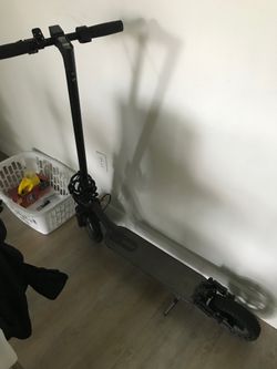 VOLPAM Adult Electric Scooter, 250W/350W/500WMotor, 8.5"/10" Solid Tires, 10/19/22Mph, 32/28/23/21/18/16/10Miles Max Range, Dual Braking