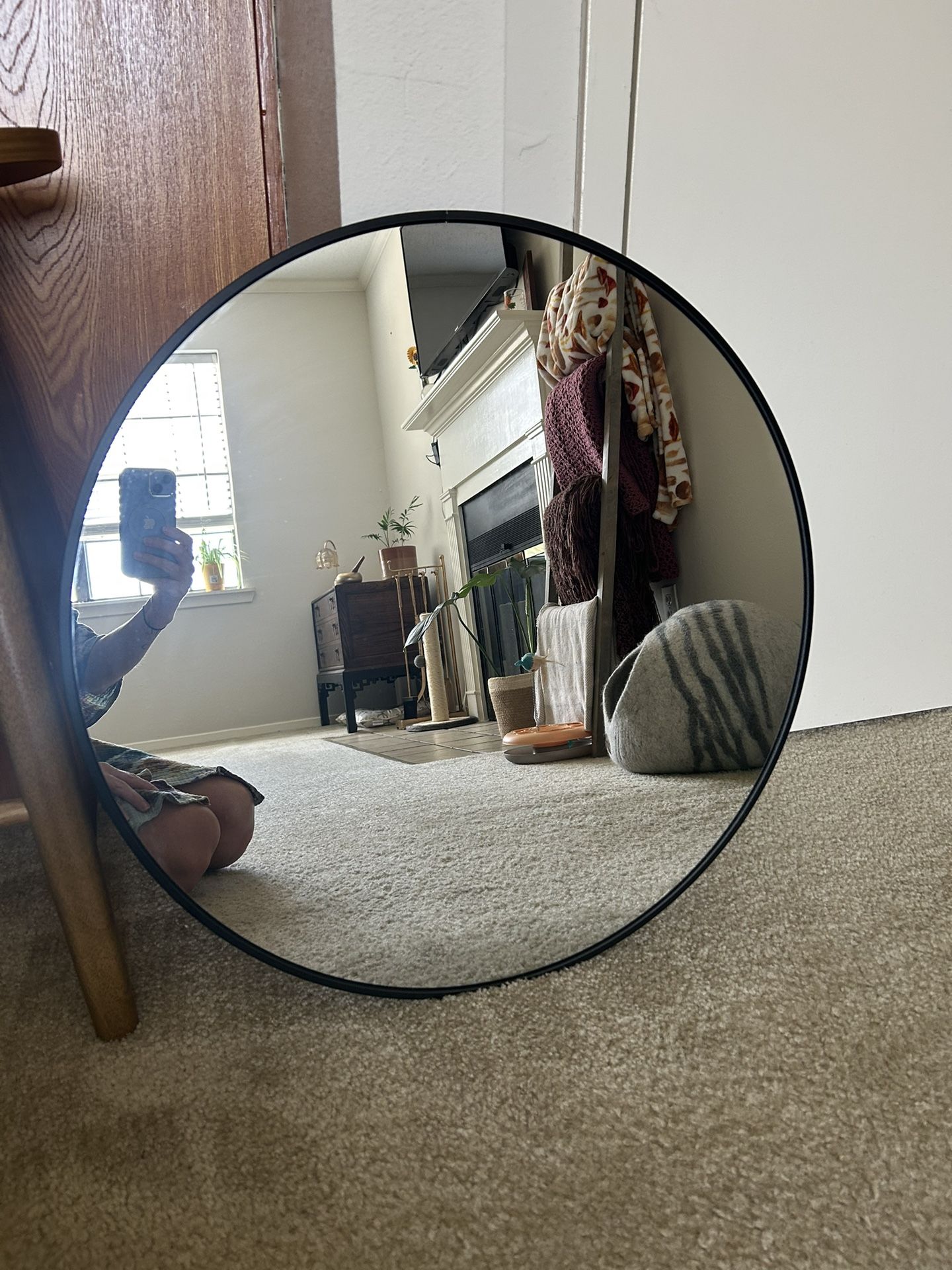 Round Wall Mirror