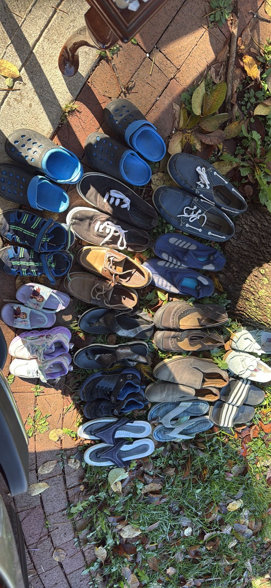 Shoes $2