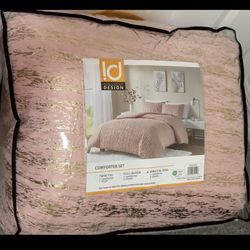 New. Comforter set size King