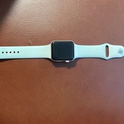 Used 42mm apple watch series deals 3