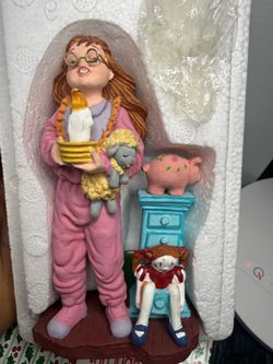 DEPT 56 '' ALL THROUGH THE HOUSE '' EMILY SPIES SANTA # 9325-4