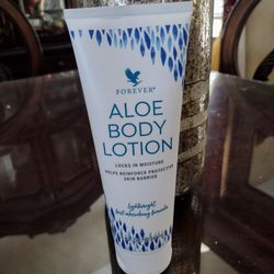 NEW Forever Living Aloe Body Lotion 8oz NEW