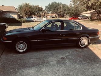 2000 BMW 7 Series