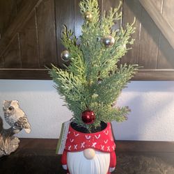 Brand New Gnome Pot w/Christmas Tree 