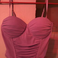 crop tops/corsets/sexy