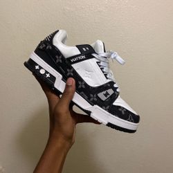 Louis Vuitton Trainer 