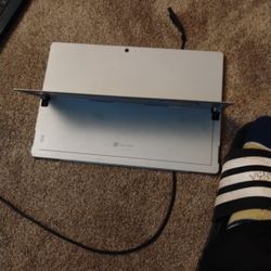 Surface Pro Laptop 