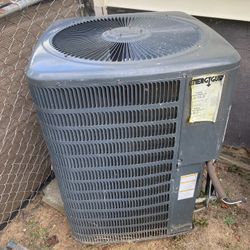 A/C Unit !!  (4 Ton  Outside) 