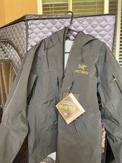Arc’teryx Black Jacket