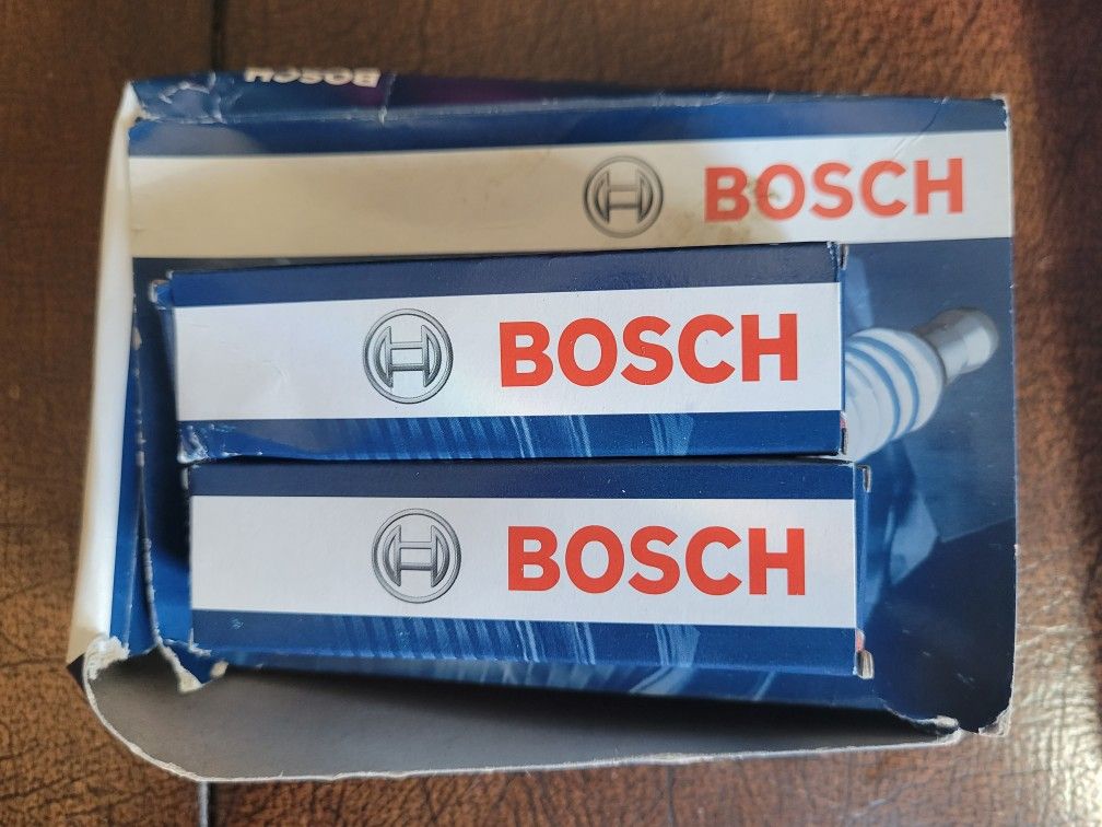 VW & Audi ~ 2 Bosch FR5KPP332S Double Platinum Spark Plugs