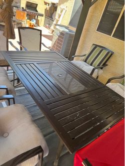 Outdoor table and 6 chairs cushions included $150 Gilbert and Ray rd. Check all pics and offers.