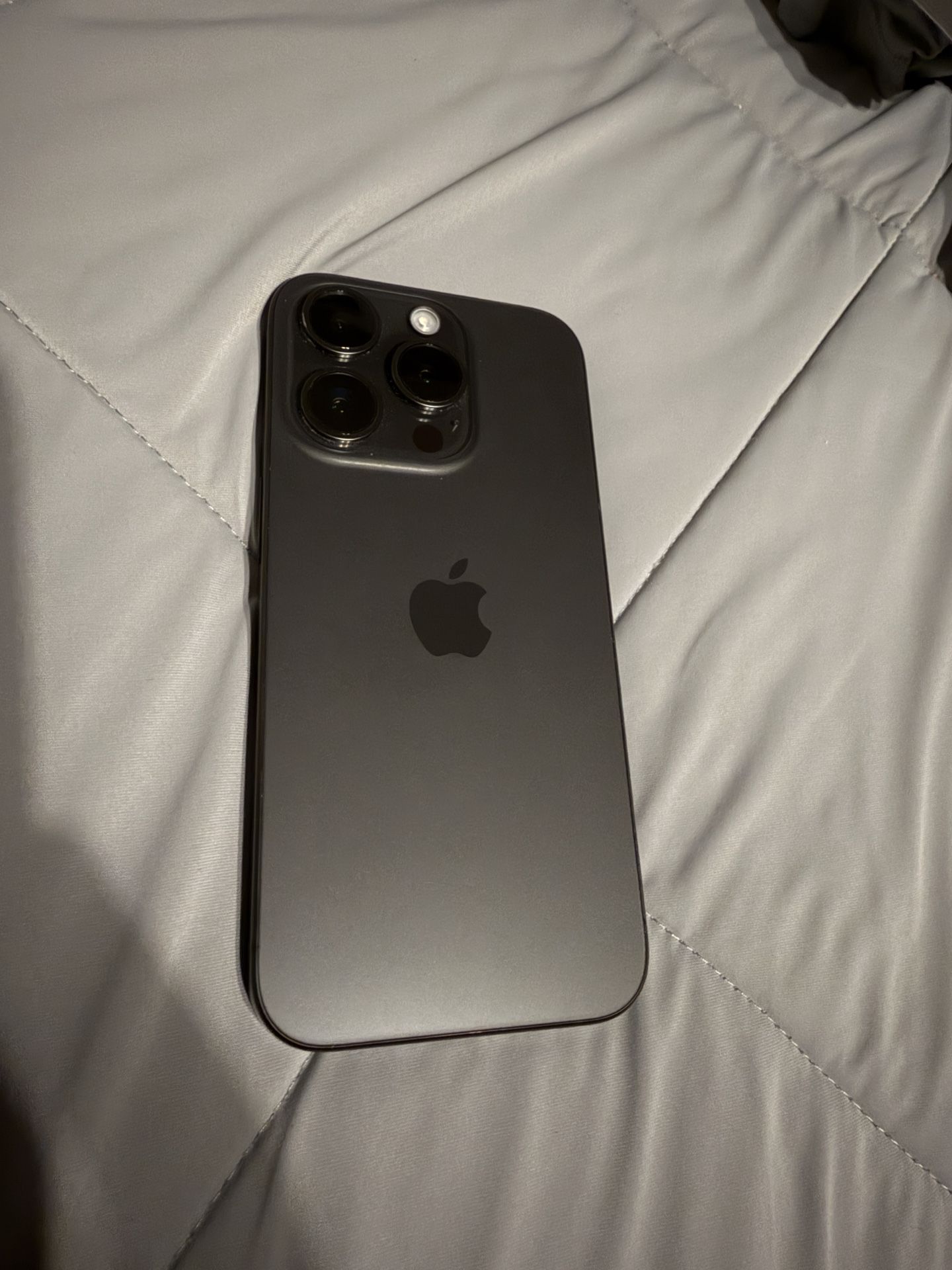 iPhone 15 Pro 128GB Black Unlocked