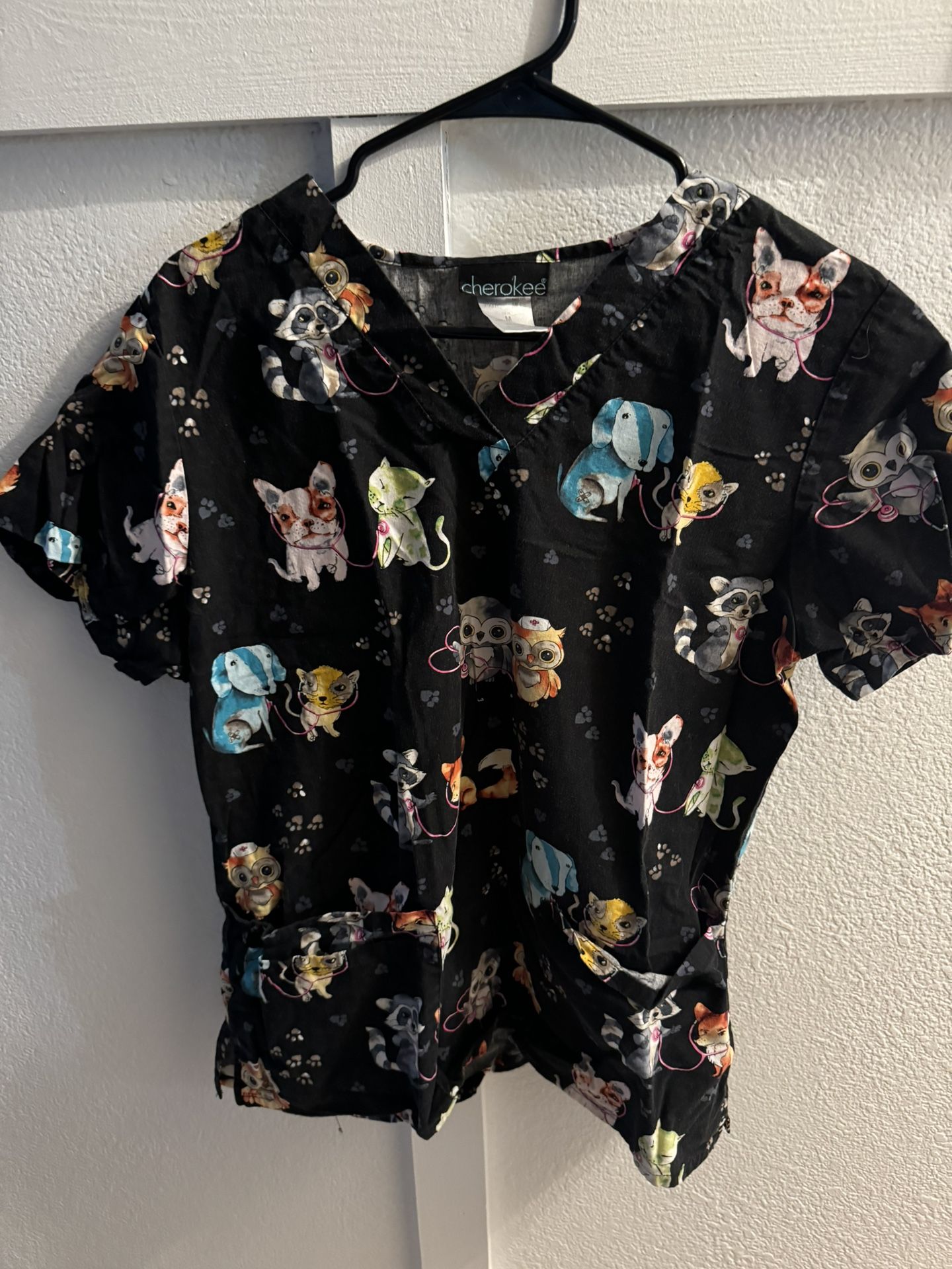 Cherokee Scrub Top